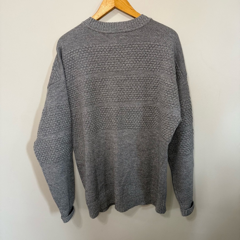 Best Made Co. Bubble Knit 100% Merino Wool Crewneck Gray Sweater | XL - Picture 4 of 5